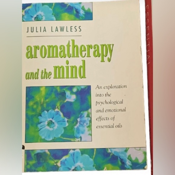 Aromatherapy&The Mind:Explore Psych& Emotional Effects Of Ess Oils Julia Lawless - Picture 2 of 2